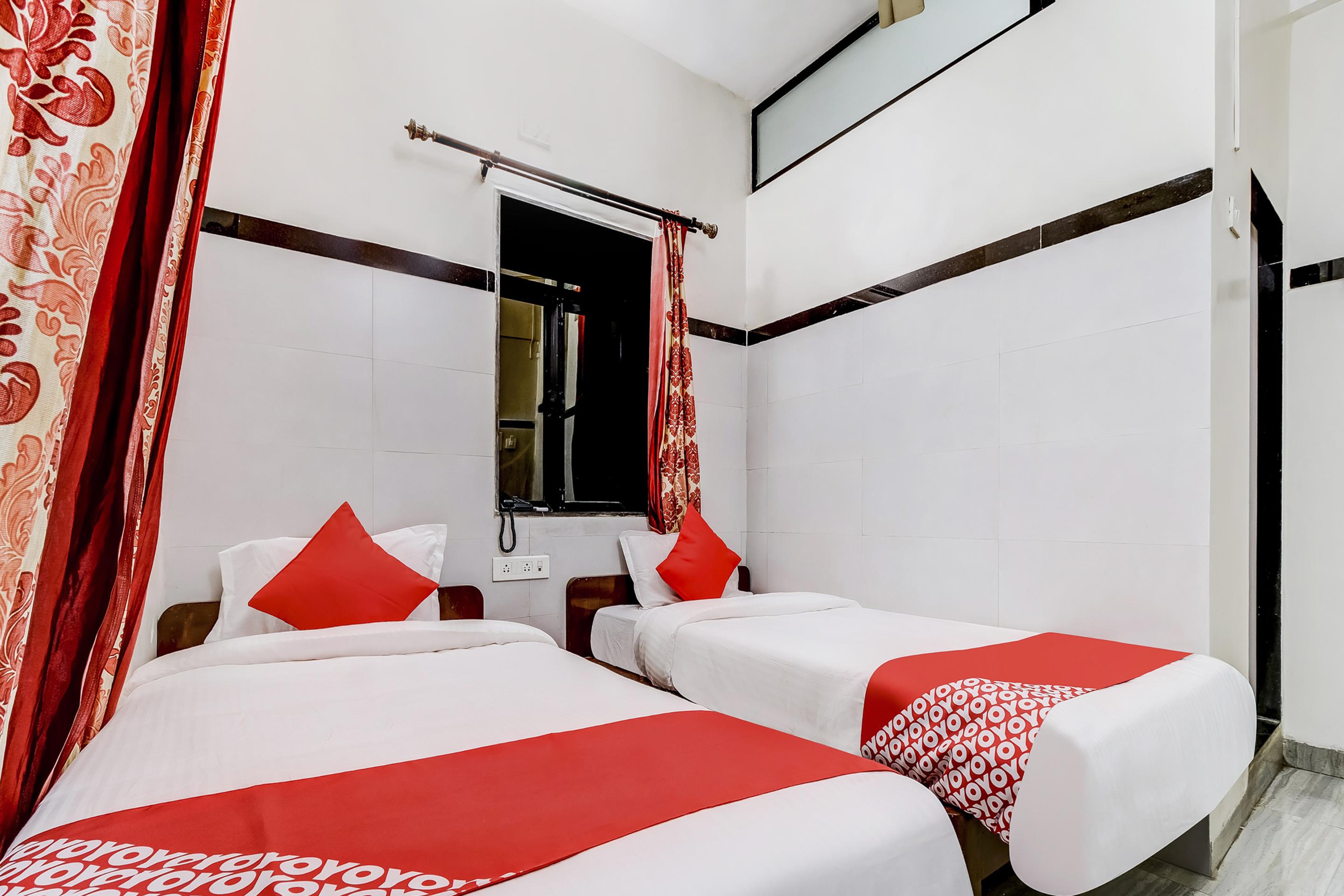 Super Oyo Hotel Dreamland Bombaj Zewnętrze zdjęcie