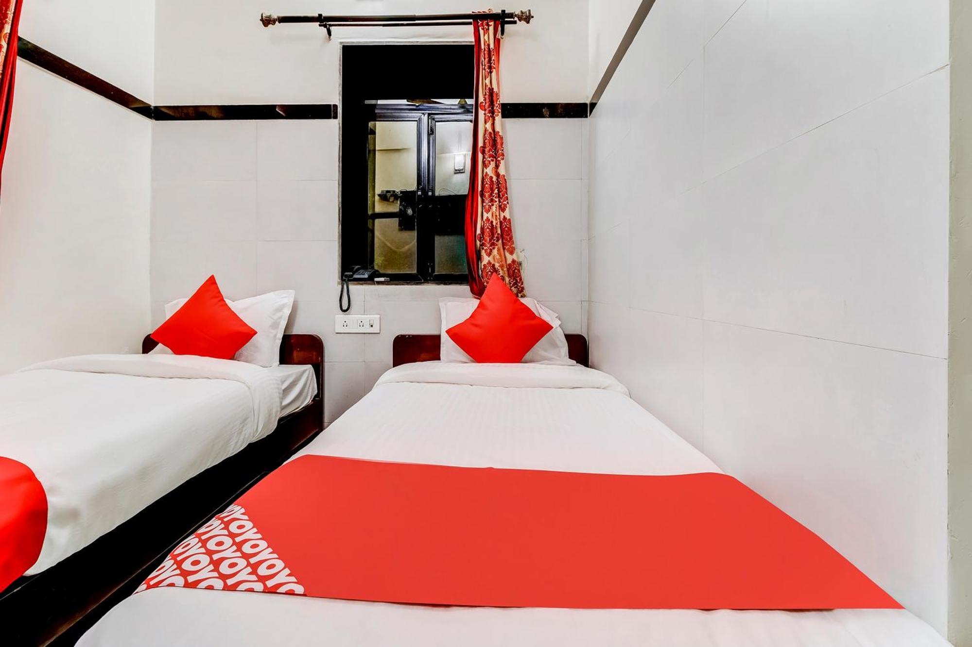 Super Oyo Hotel Dreamland Bombaj Zewnętrze zdjęcie